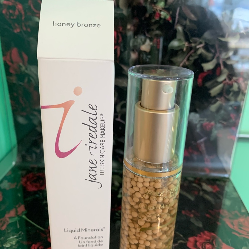 Jane Iredale Liquid Minerals Foundation
